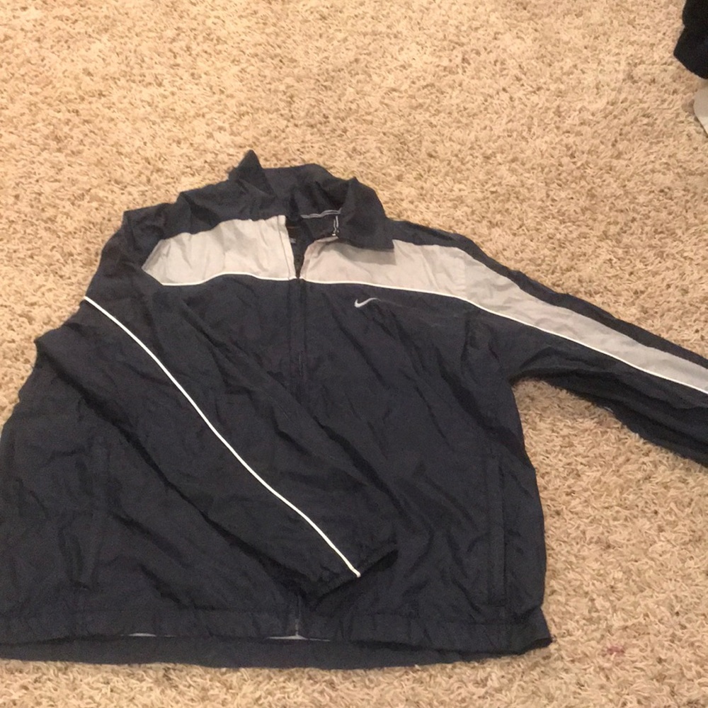 Nike vintage wind breaker jacket
